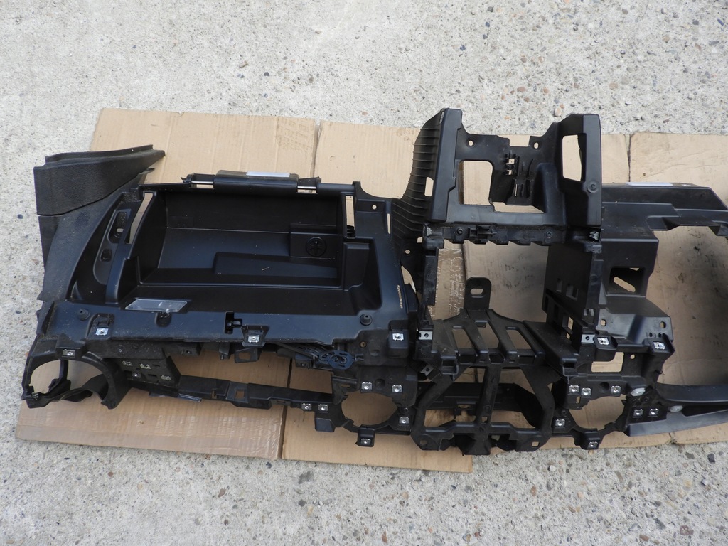 фото №3, Панель приладів консоль czarna панель приладів mini cooper r56 eu r55