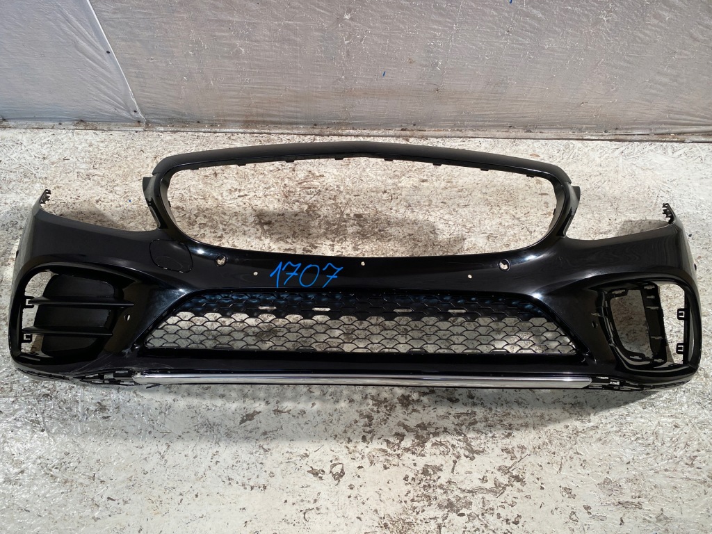 Купити Mercedes c-klasa w205 рестайлінг  amg бампер перед