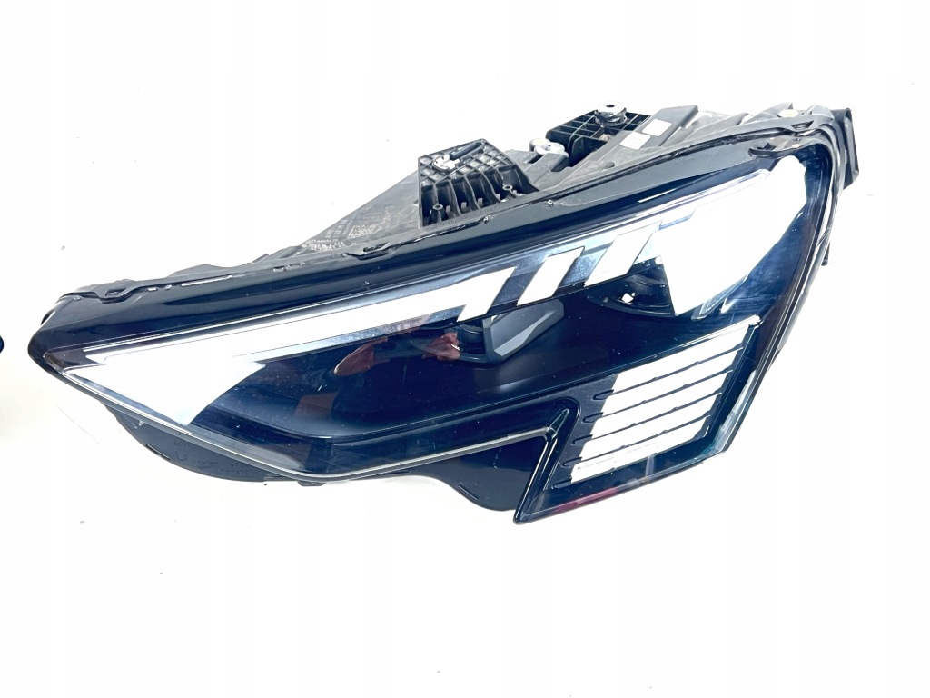 фото №1, Лампа ліва передня перед лівий перед audi rs3 8y 8y0941035f