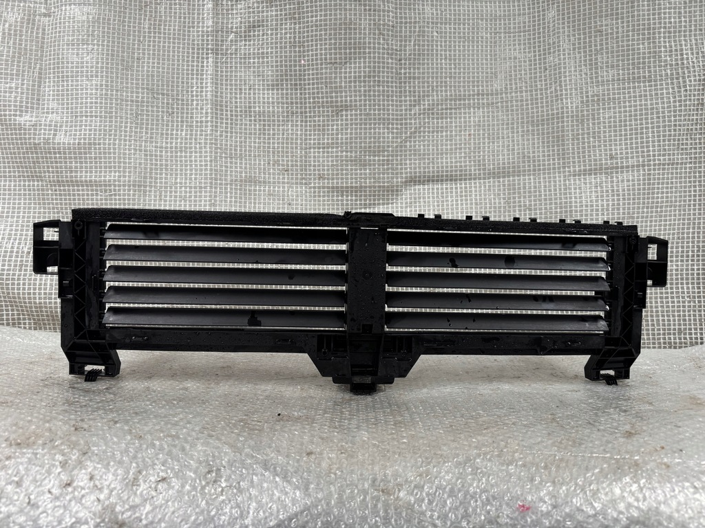 фото №1, Mercedes w247 воздуховод воздуха жалюзи