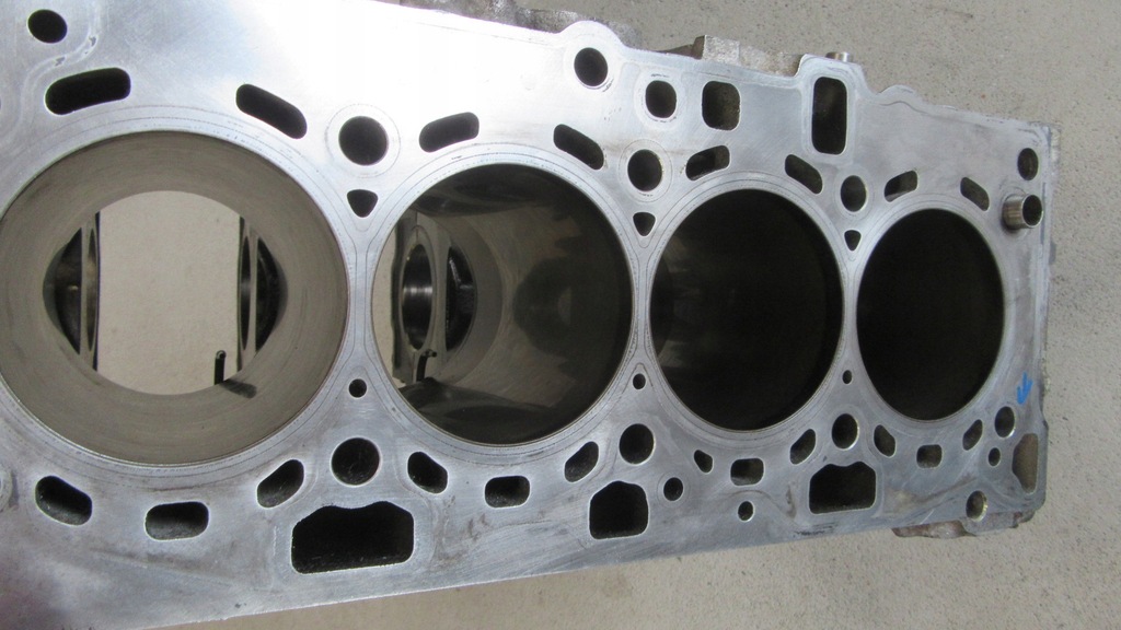 фото №7, Блок двигателя поршни шатунные шатуны bmw 520 320 f 10 , f 30 x1 kod n47d20c