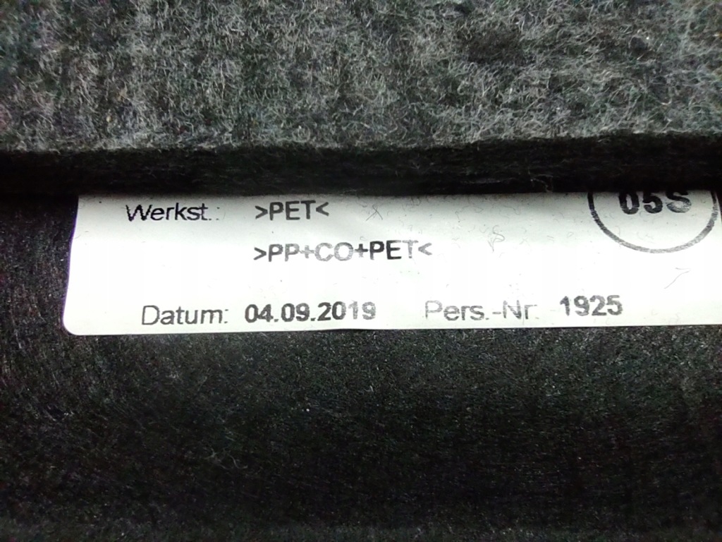 Купити Оббивка обшивка багажника 5ta867033bd vw touran 2 5t ліва задня оригінал