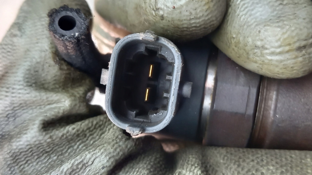 фото №8, Форсунки комплект 0445110083 opel corsa c 1.3 cdti