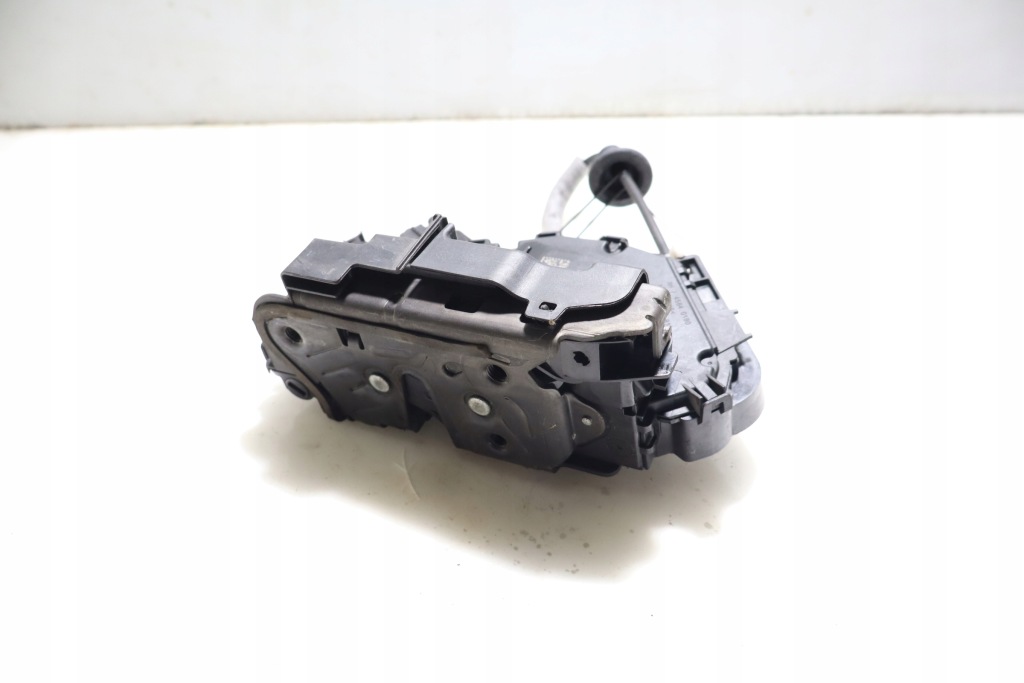 фото №3, Замок правый перед дверь skoda fabia iii