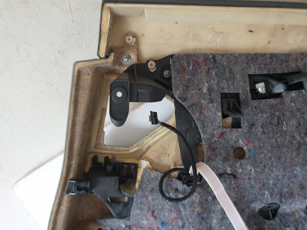 фото №11, Обшивка двері лівий задня mercedes w211 sedan