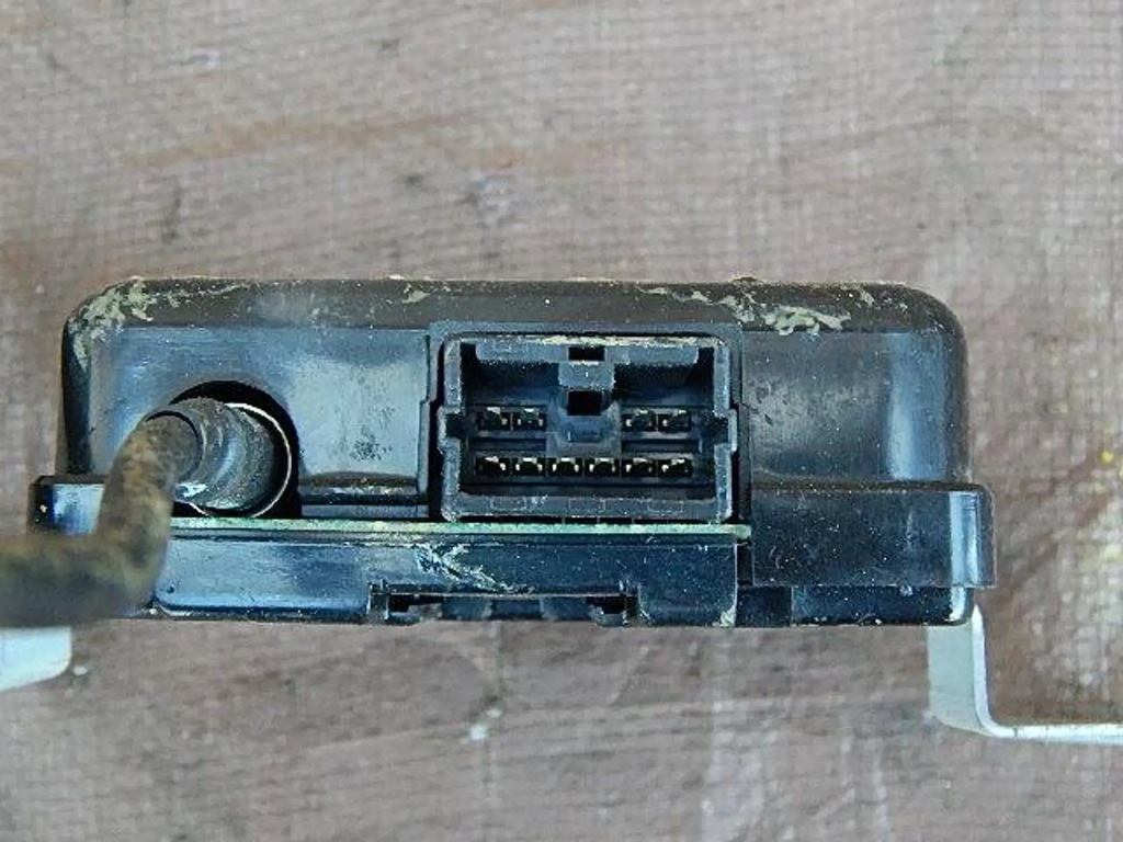 фото №8, Бортовой компьютер замок зажигания иммобилайзер hyundai coupe 2.0b 99-01