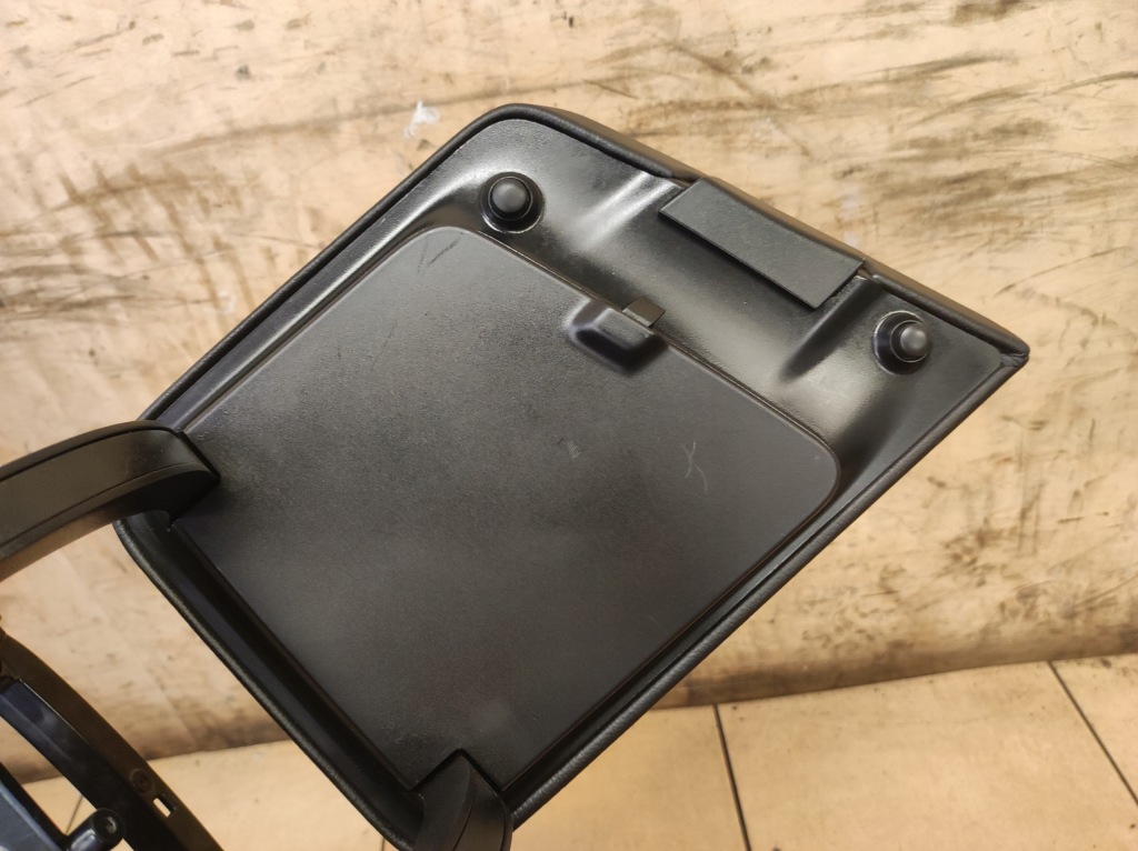 фото №8, Підлокітник volvo v60 ii 2 18-r eu