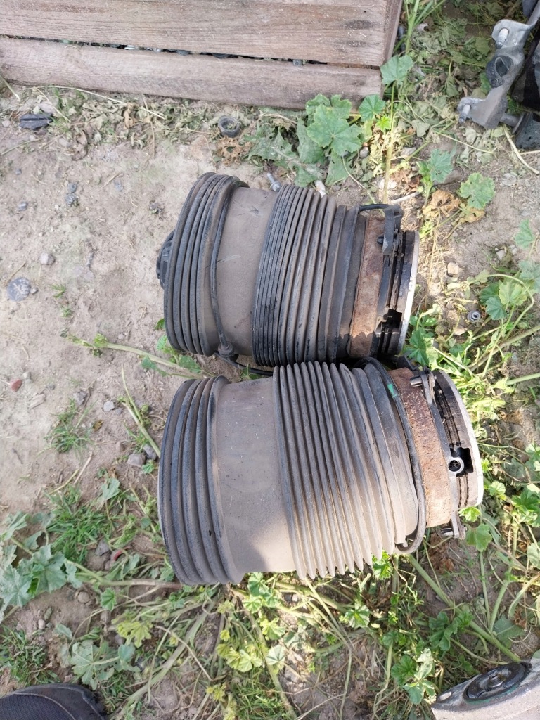 фото №1, Mercedes w252 x253 glc 43 подушка пневмоподушка подвеска задняя левый правый amg 2x