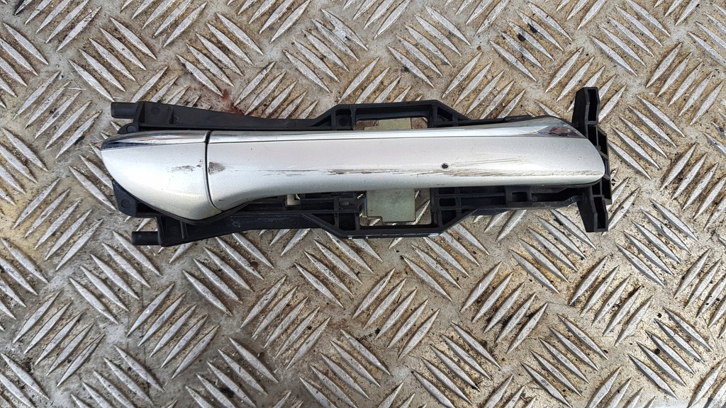 фото №2, Mercedes w203 ручка наружная дверь правая перед