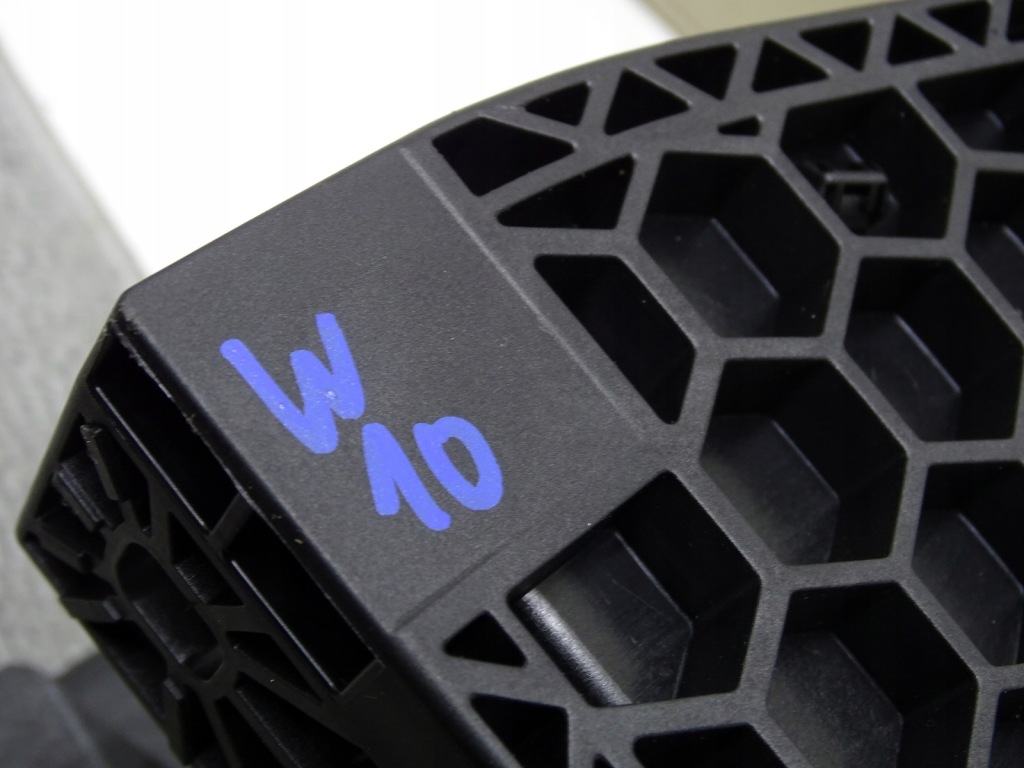 фото №6, Подлокотник средний туннель кожа skoda superb ii 3t0864207d