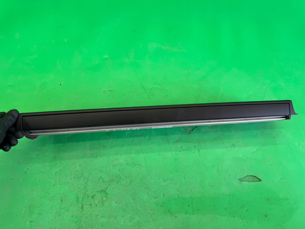 Купить Шторка штора стекло дверь правых задних 4h0861334 audi a8 d4 09- короткий