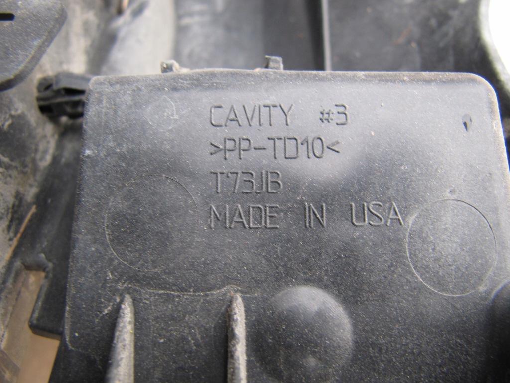 фото №10, Ford f-150 15- напрямна лампи перед повітропровід впуск повітря правий бампера