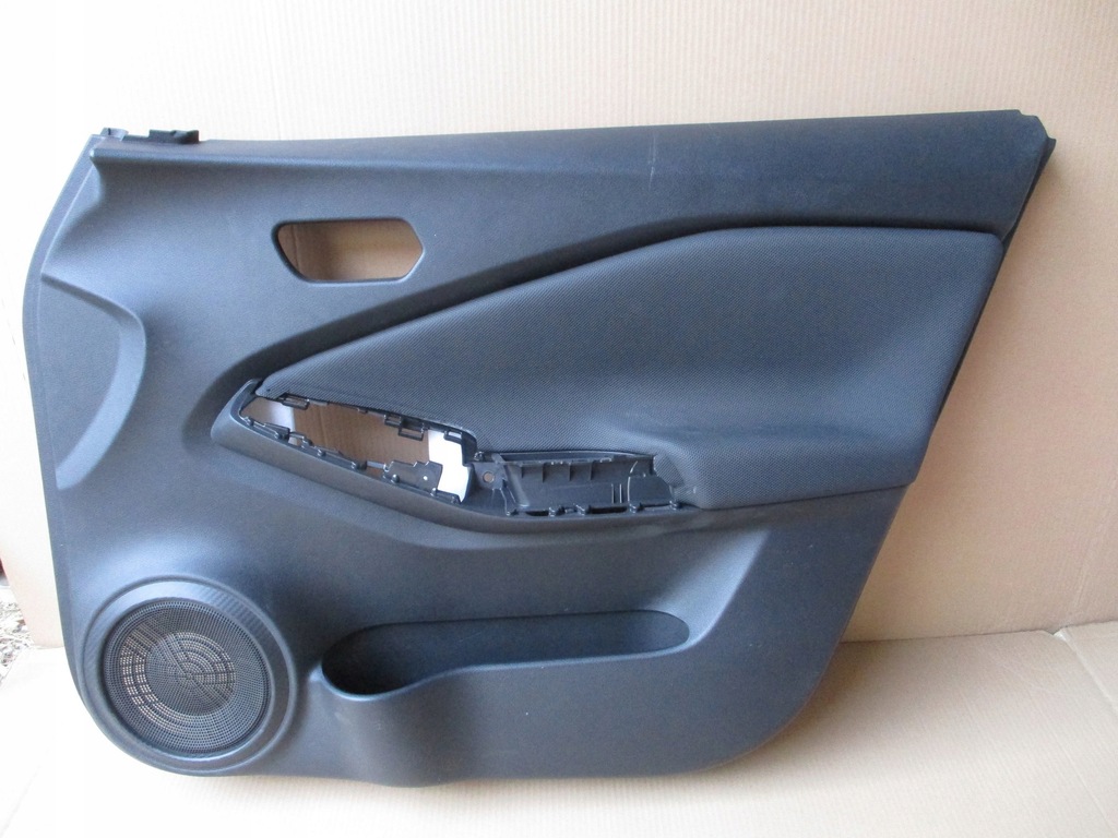 фото №1, Обивка обшивка дверь правый перед nissan juke ii