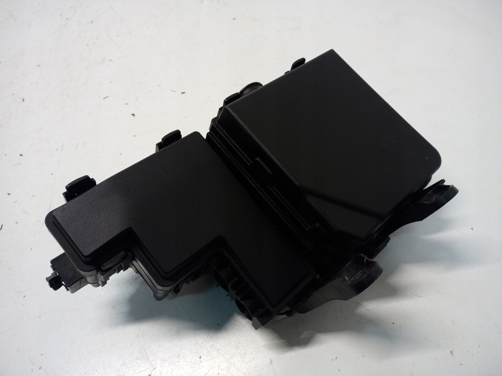 фото №2, Коробка корпус запобіжників renault kadjar