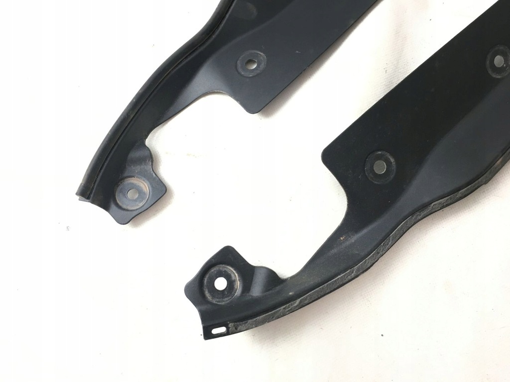 фото №4, Chrysler pacifica 17- молдинг накладка крышки задняя