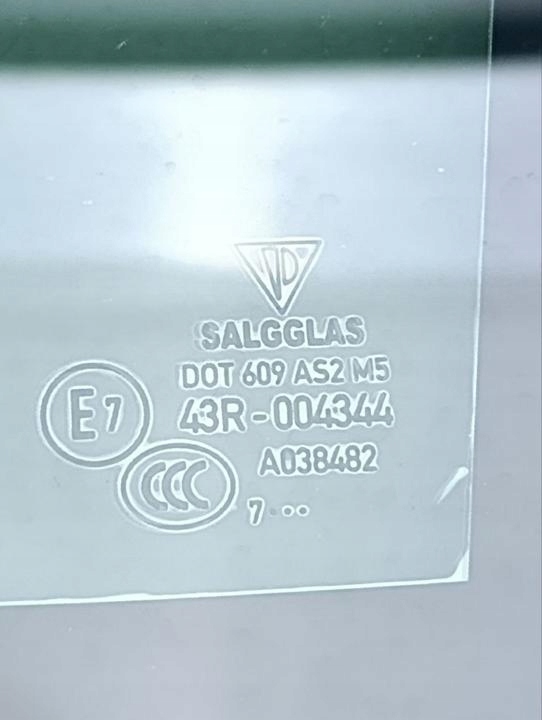 Стала скло двері porsche panamera 2018 з правої 971845418a Київ