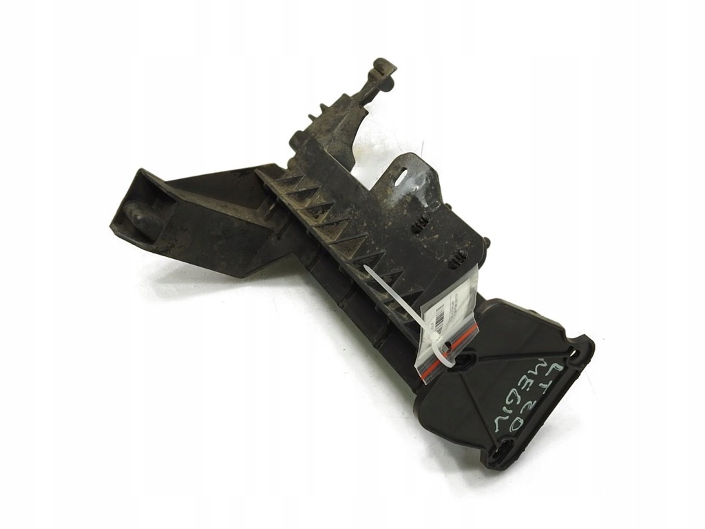 фото №1, Напрямна бампера лівий задня renault megane iv hb 850474039r