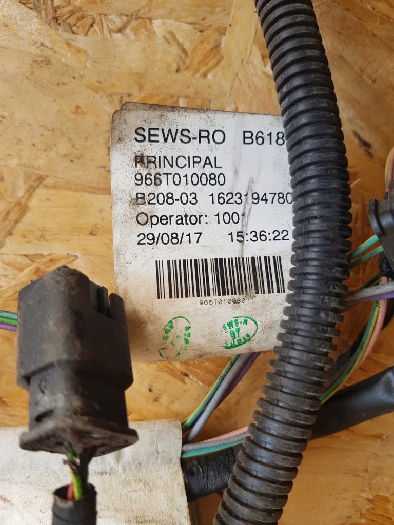 фото №6, Citroen c3 iii 1.6 blue електропроводка джгут відсік