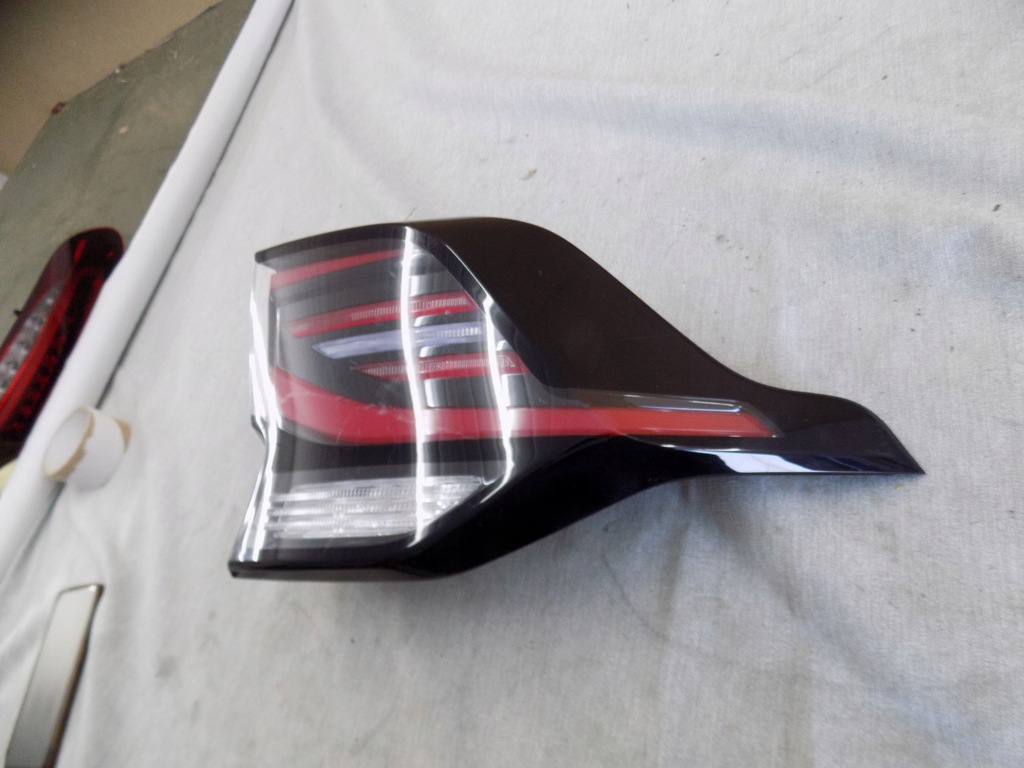 фото №6, Лампа права задня задня kia sportage 5 v led 92402-r2100