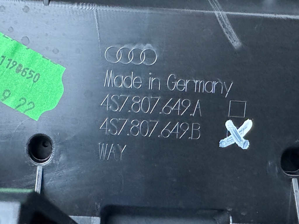 фото №8, Накладка молдинг накладка спойлер крышка багажника задняя audi r8 4s0 lift 4s7807649a spyder