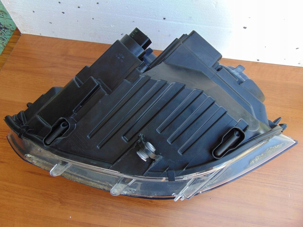 фото №12, Лампа правая vw multivan t5 fl t6 europa 7e1941016t