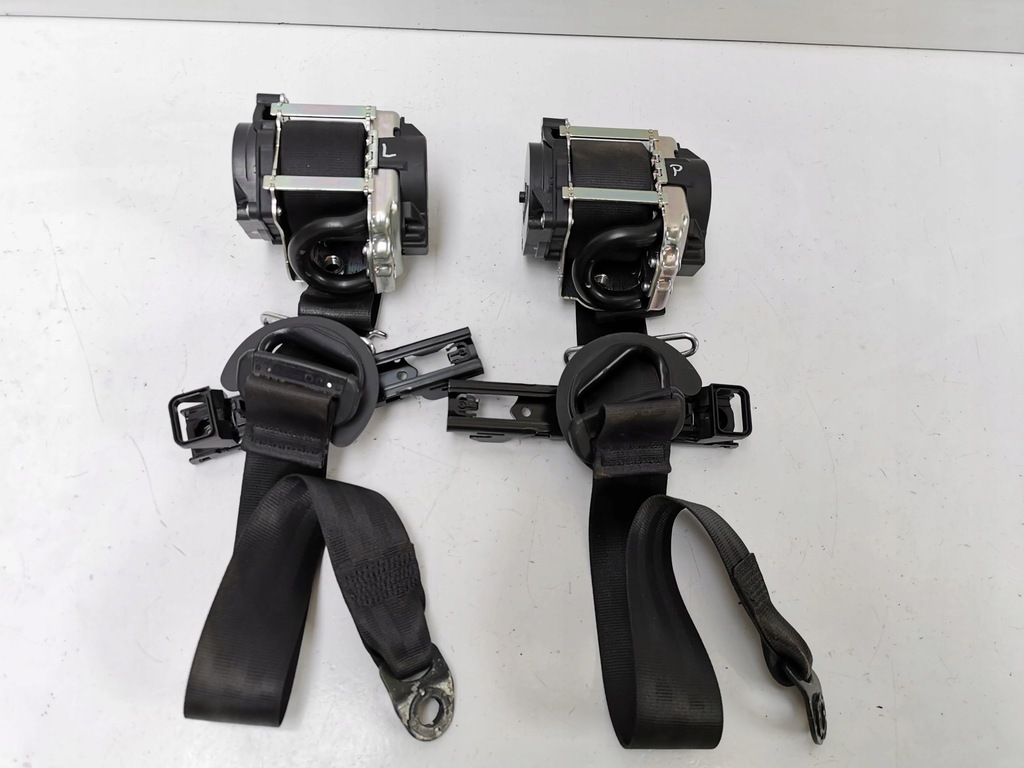 фото №1, Audi s5 a5 8w pas безопасности перед правый левый