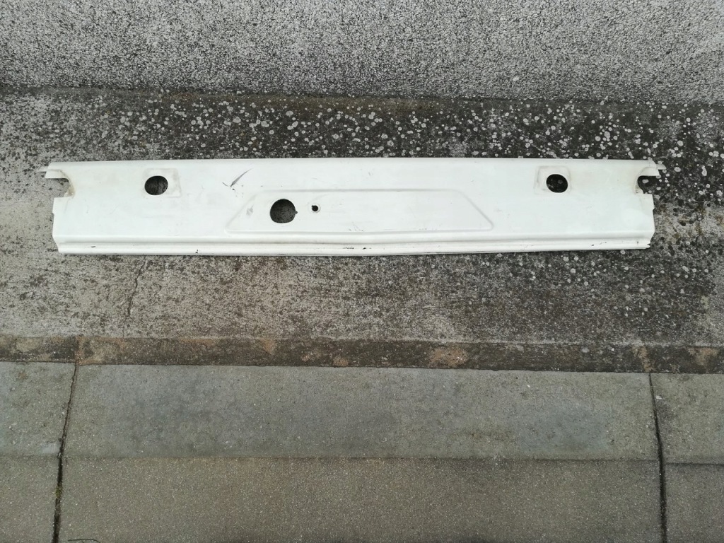 фото №1, Renault range t gama жабо панель средний оригинал 84507762