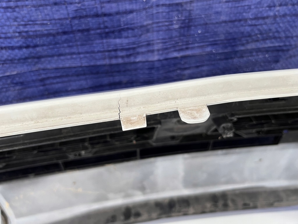 фото №8, Mitsubishi space star 20- бампер передній