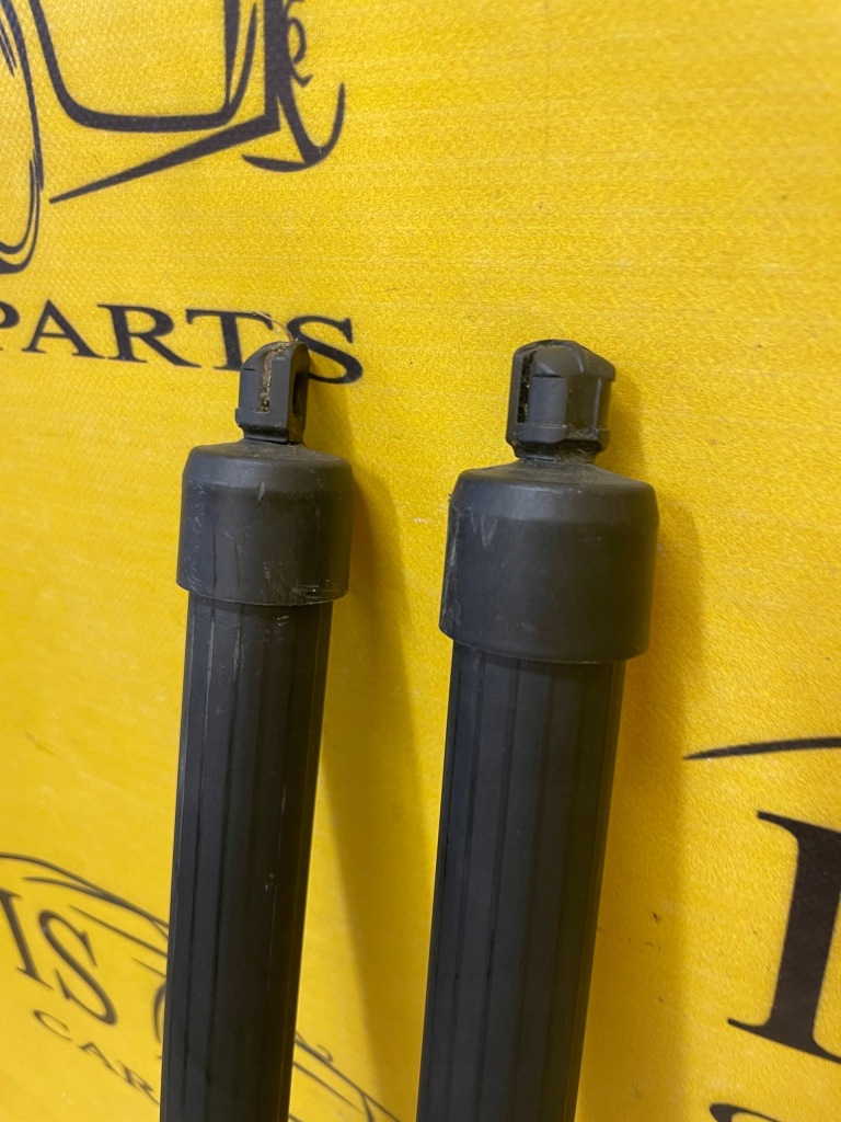 фото №2, Комплект амортизаторы крышки lr l462 discovery v