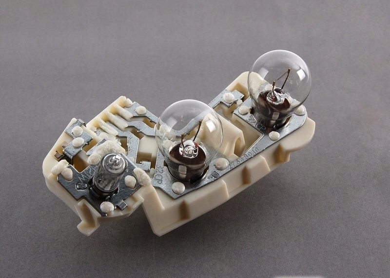 фото №6, Цоколь клапана задні світло ліва bmw e90 63217183841