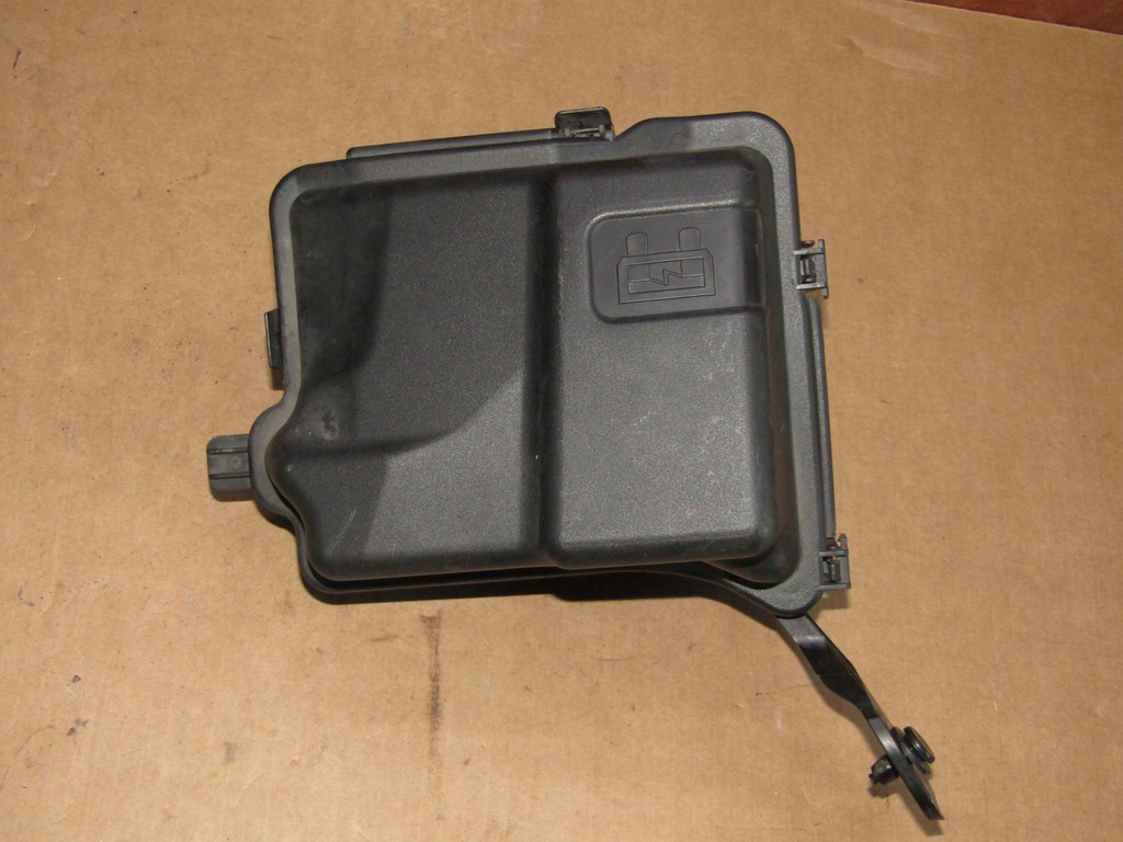 фото №1, Корпус модуля коробка модуля bsm citroen c3 picasso 09