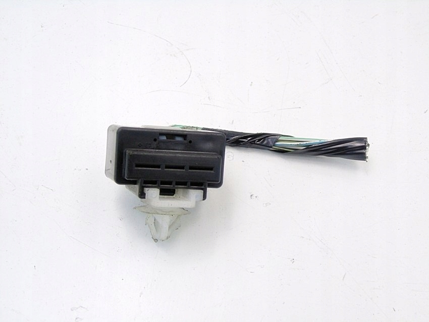 фото №1, Штекер колодка toyota avensis t25 corolla yaris verso rav 4 celica