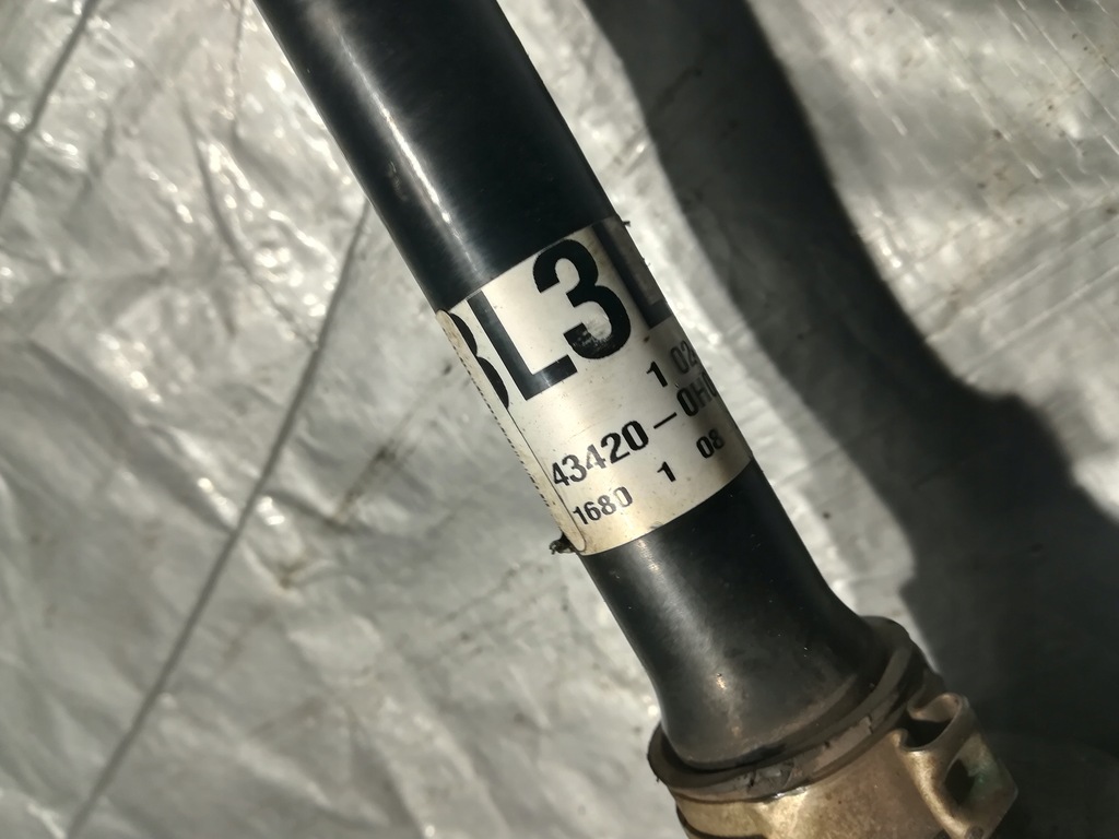 фото №13, Peugeot 108 1.0 14r- приводной вал левая 434200h040 #p130