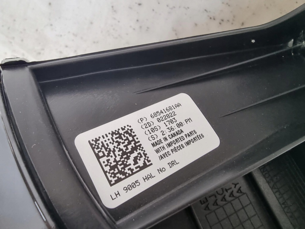 Dodge charger ii рестайлинг  19- лампа левая перед передняя ксенон Доставка