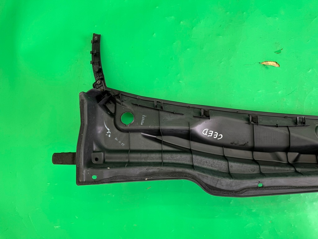 фото №10, Жабо пластиковый проектор wody 86151-1h000 kia ceed i 1 06-12 europa