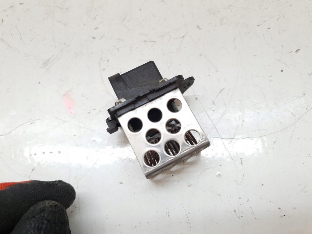 фото №2, Резистор резистор вентилятора renault megane iii