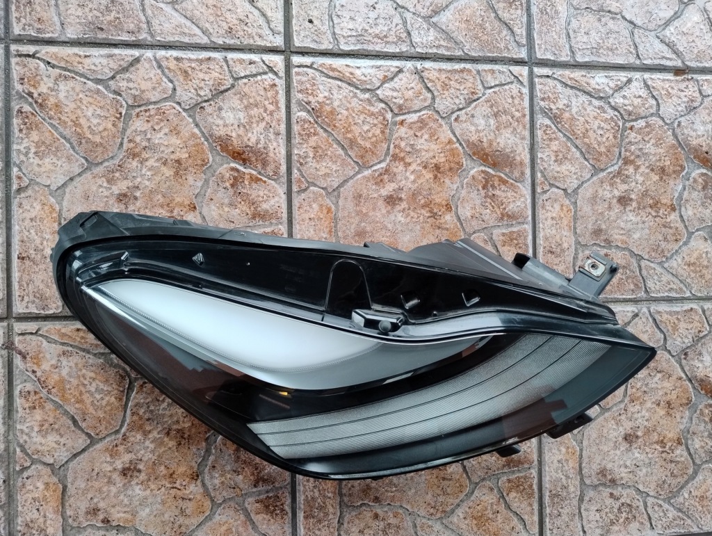 Фара правый  full led tesla y 3 рестайлинг  2020-^ 1514953-00-d Недорого