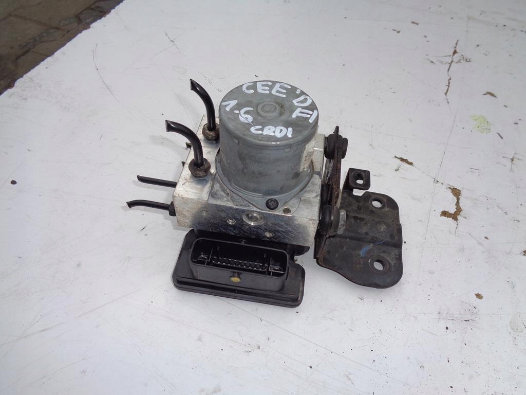 фото №1, Насос abs 61589-45200 kia ceed ii 2 1.6 crdi