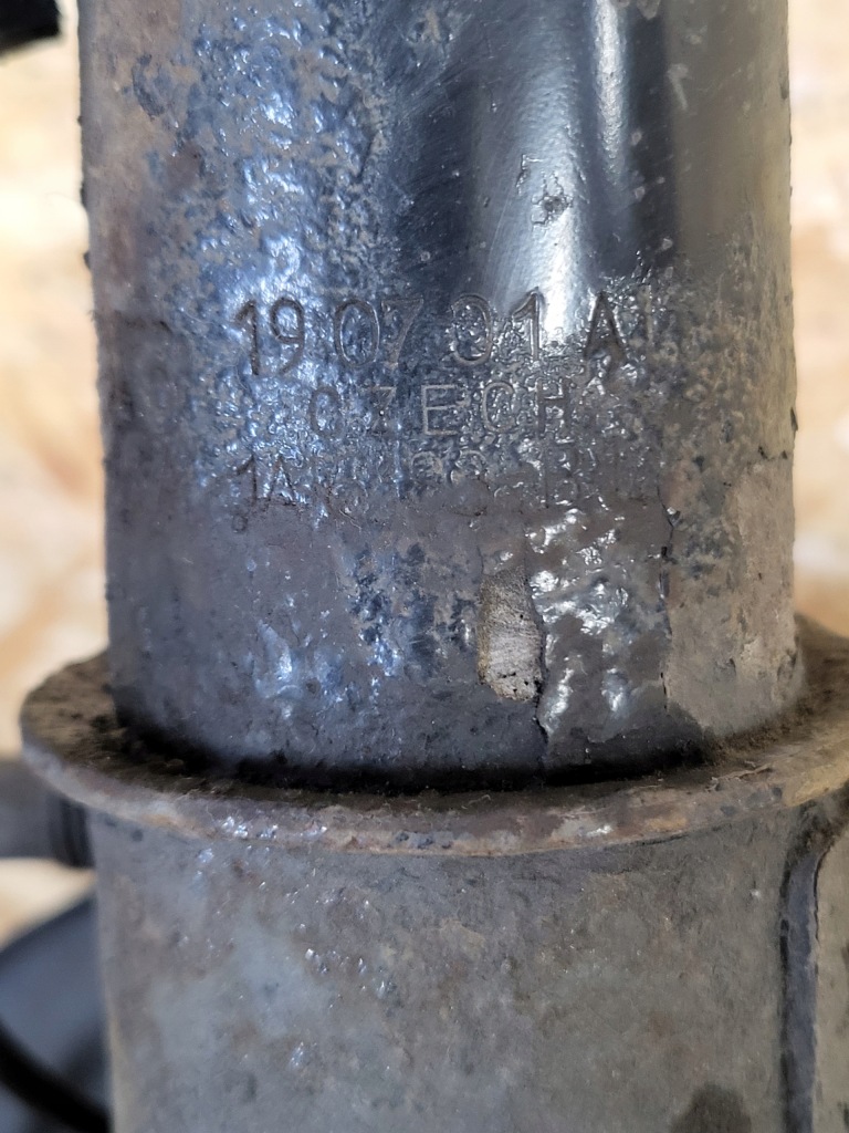 Амортизационная стойка поворотный кулак амортизатор левый перед ford mondeo mk5 2.0 hg9c-18k001 Оригинал