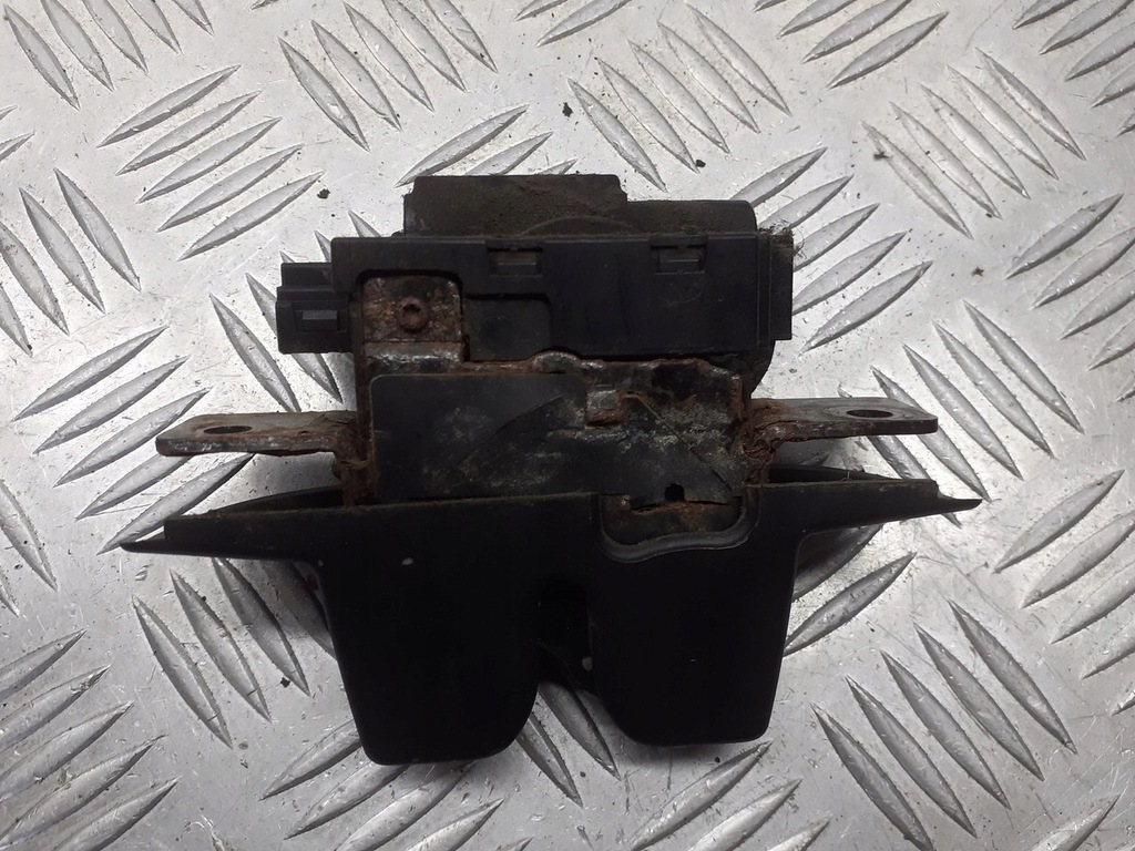 фото №3, Замок кришки багажника renault scenic ii 8200947699