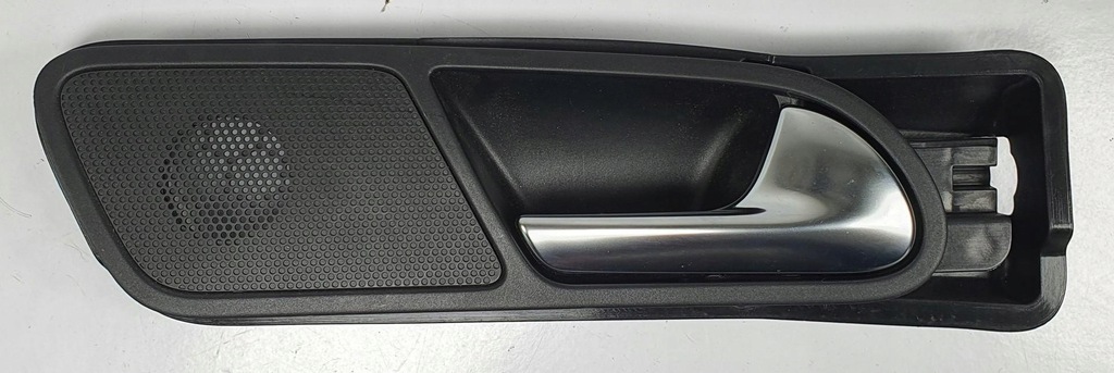 фото №1, Ручка внутренняя дверь правый задняя 5n0839198 vw tiguan