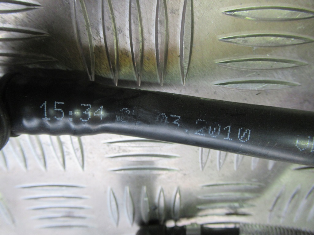 фото №1, Audi r8 шланг радіатора оливи 420115687f