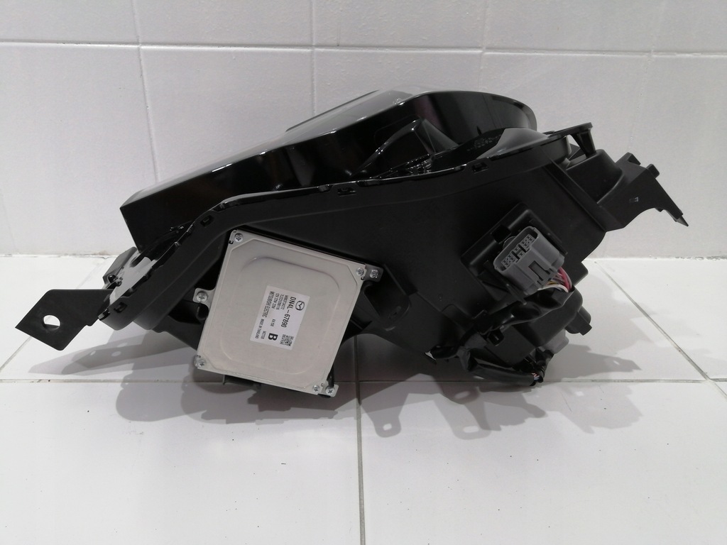 фото №7, Лампа левая передняя перед mazda mx-30 full led hal 6284