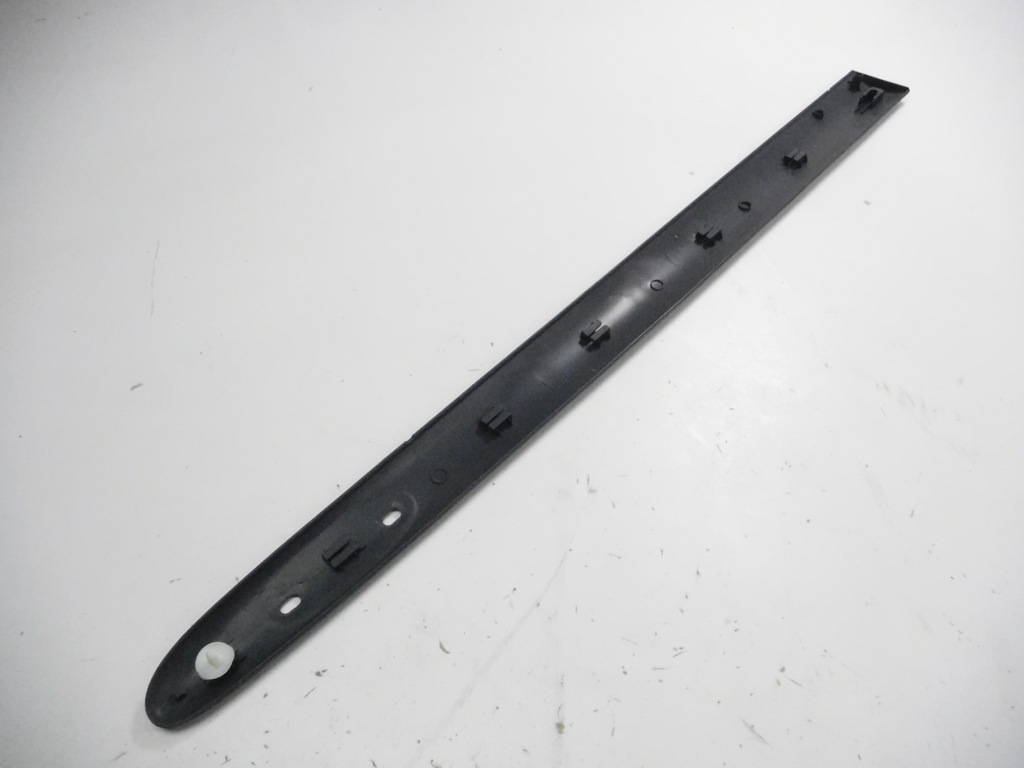 Молдинг двері ліва перед renault clio 2 7700410278 Зі Шроту