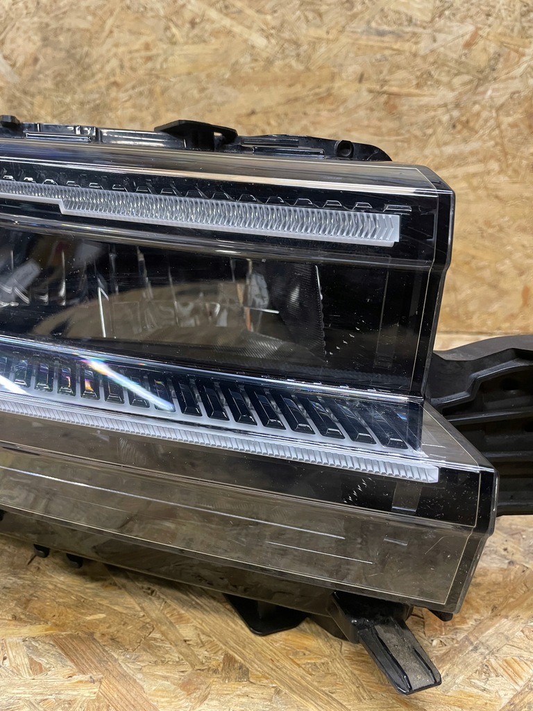 фото №13, Citroen c5 aircross лампа правый перед eu комплектная bdb 9845355980 22+