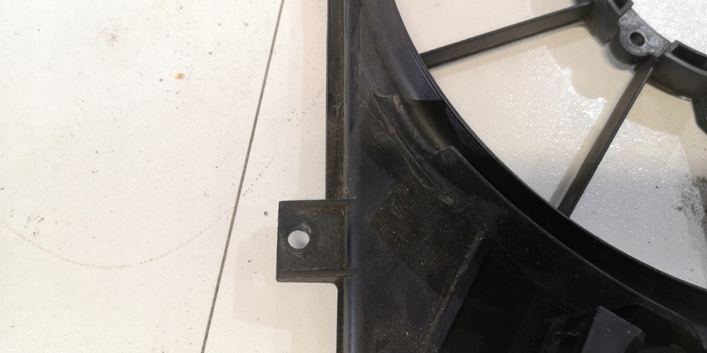 фото №11, Vw golf v passat корпус вентилятора 1k0121297