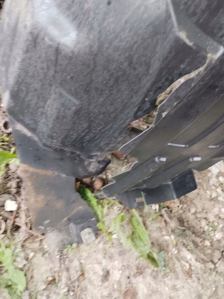 фото №8, Mercedes w176 підкрилок перед ліва lift