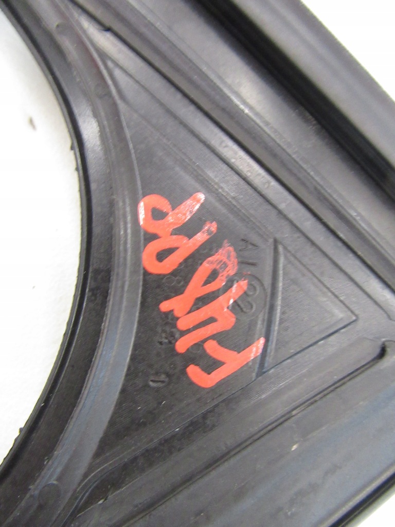 Направляющая стекло прокладка дверь перед правая bmw f48 x1 7349636 в Украине