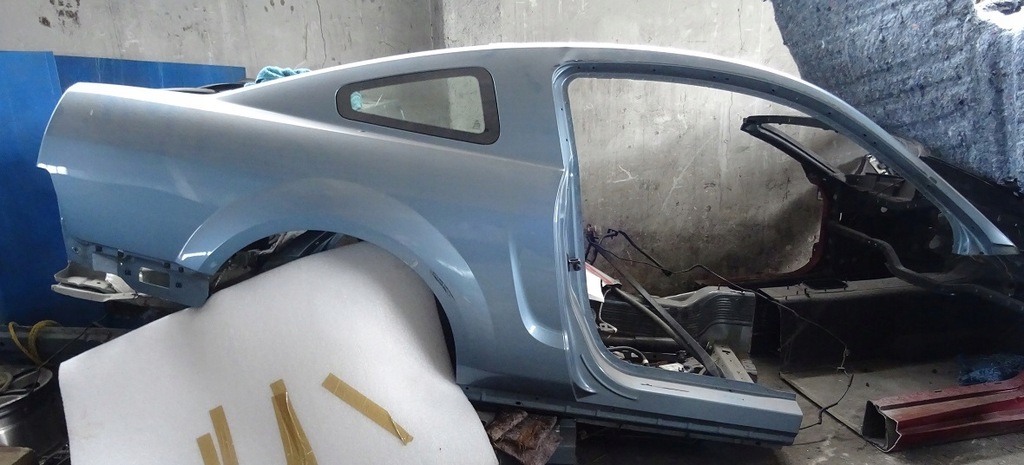 фото №1, Mustang 2005-2009 крила поріг блок двигуна чверть bok