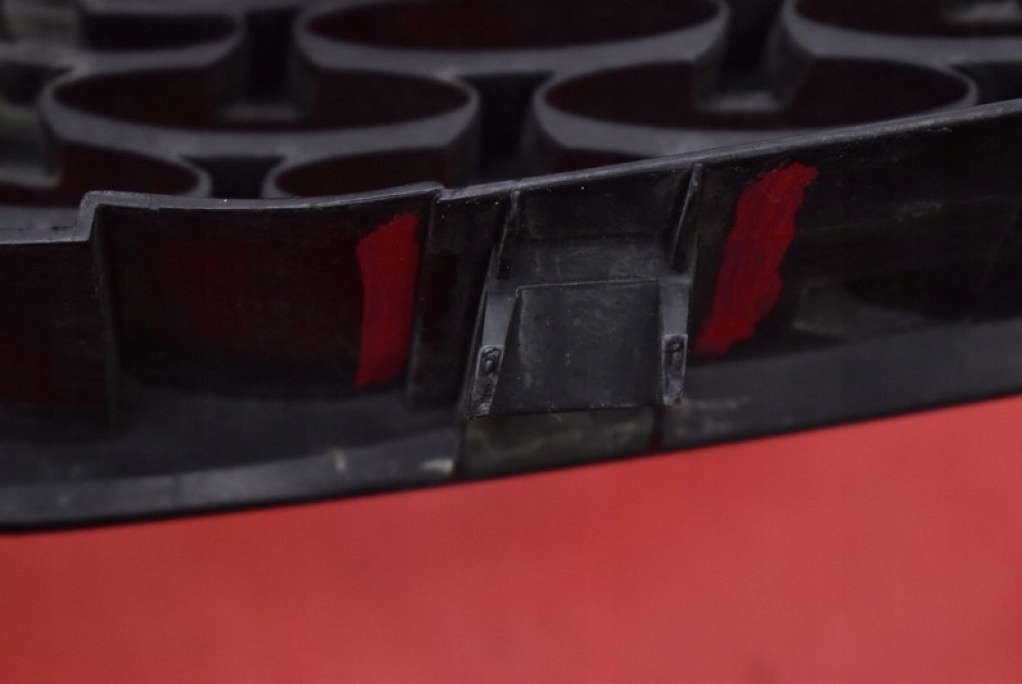 фото №6, Решітка радіатора решітка радіатора czarna bn8v50711 mazda 3 1 i bk lift 06-09